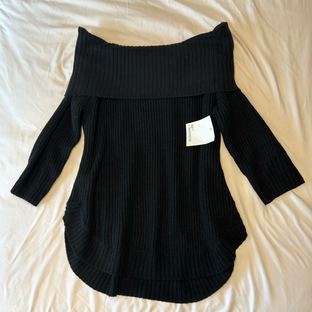 89th + Madison NWT Black Knit Off The Shoulder Fold Over Designer Sweater Gold